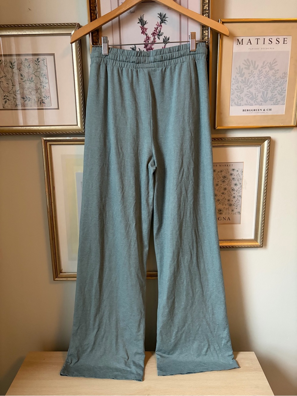 Vuori Halo Wide Leg Pants Medium M - Picture 3 of 8